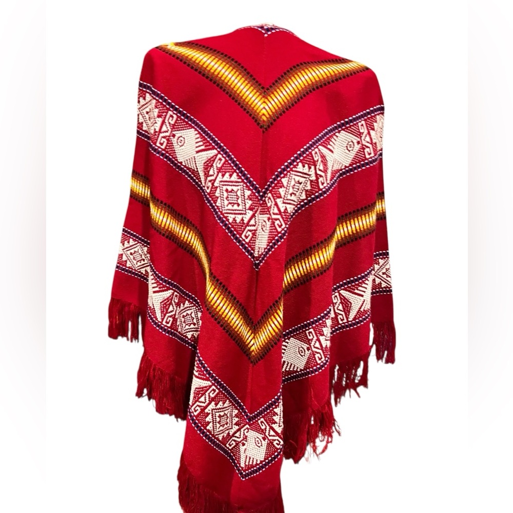 Vintage Andean Artisan tejidos v-neck geometric fringed poncho - Picture 9 of 12